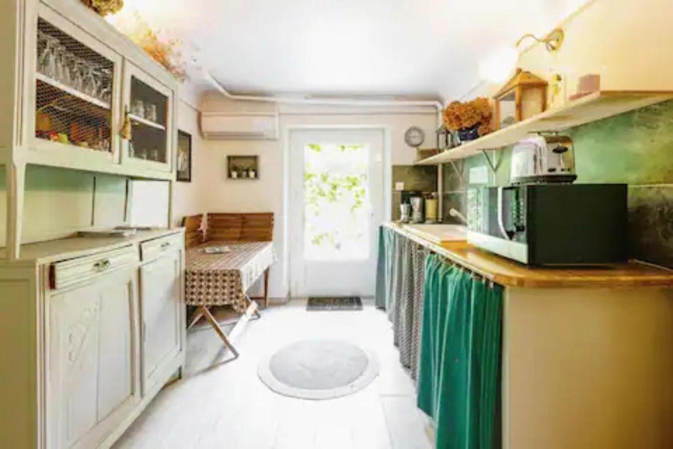 آرْلْ Appartement Complet Ou 2 Chambres De Charme En Centre-Ville المظهر الخارجي الصورة