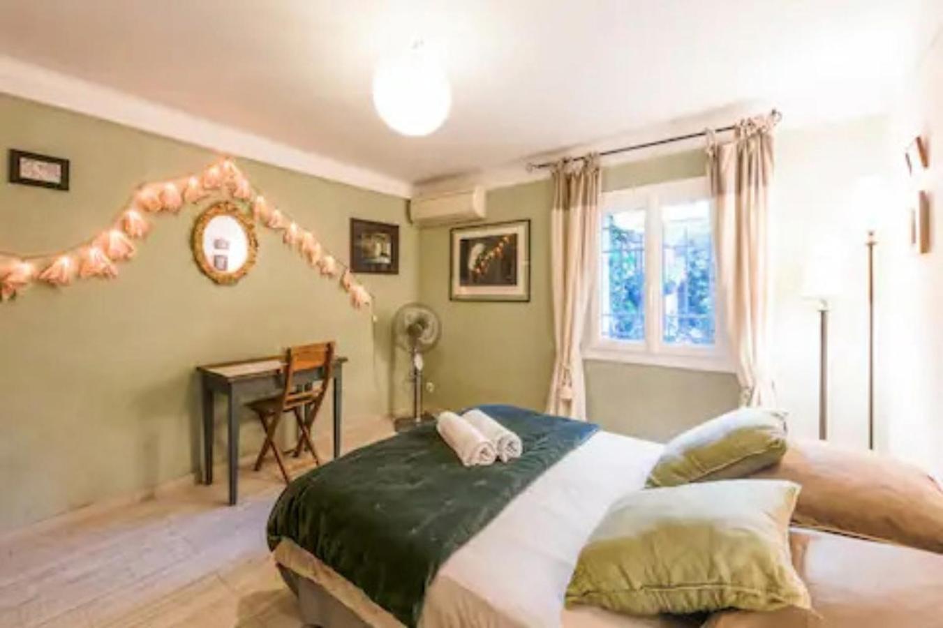 آرْلْ Appartement Complet Ou 2 Chambres De Charme En Centre-Ville المظهر الخارجي الصورة