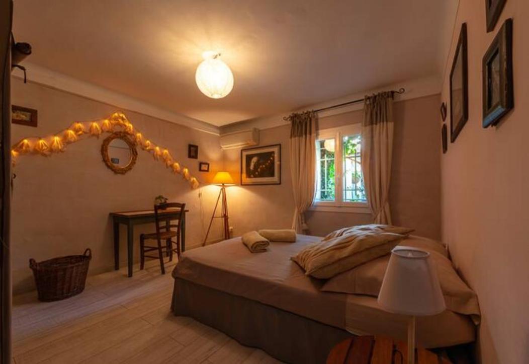 آرْلْ Appartement Complet Ou 2 Chambres De Charme En Centre-Ville المظهر الخارجي الصورة